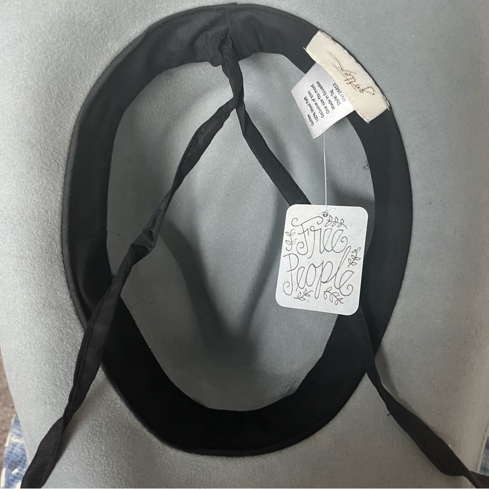 SOLD !! Free people cowboy hat OS - Picture 3 of 4